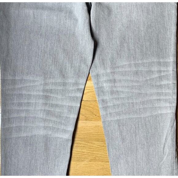 Eileen Fisher Women's Organic Cotton Gray Wash Slim Skinny Jeans Mid Rise Sz 12 - Picture 4 of 8